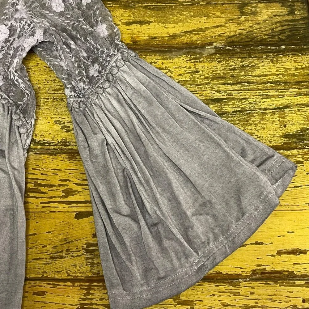 POL Floral Mesh Bell Sleeve Topper Cardigan SM Boho Festival Romantic Coachella - Picture 5 of 9